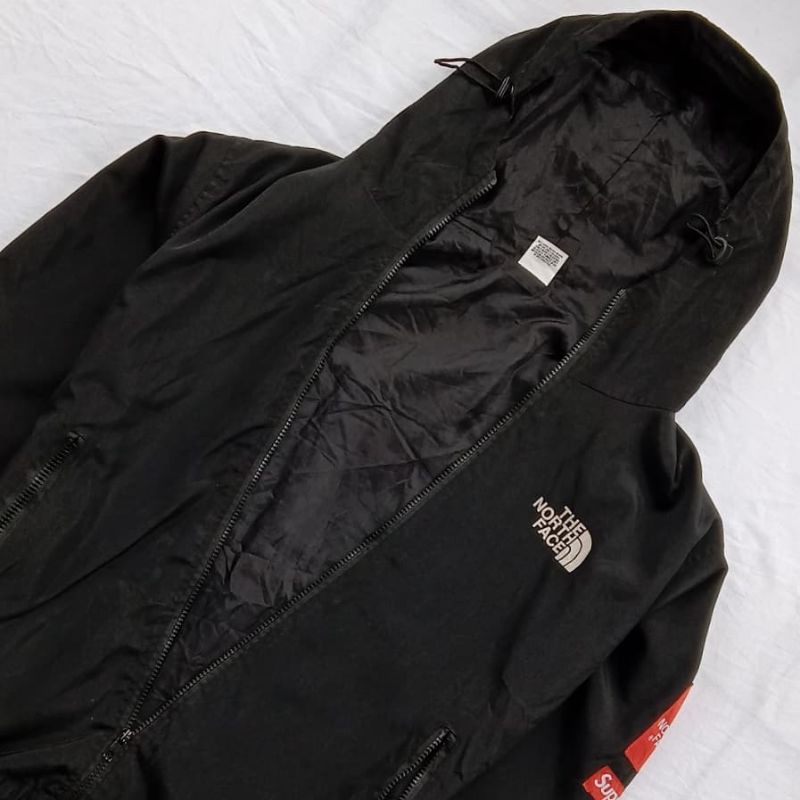 The North Face x Supreme Outdoor Jacket