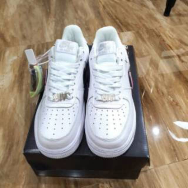 white af1 size 10