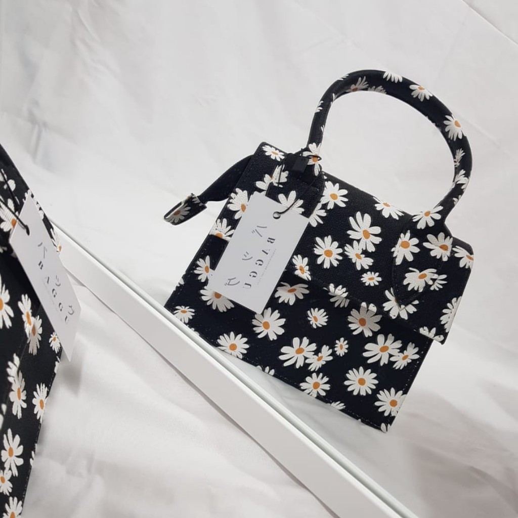 BAGGU.ID Mini Bag Daissy 2 in 1 / Mini Sling Bag 2 in 1 Flowers / Tas Slempang Mini Korea Bunga