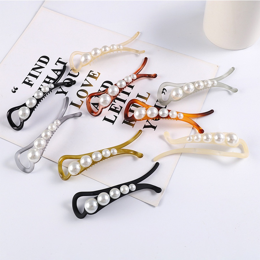 New Korean Ins Pearl Twisted Hair Clip Fashion Woman Plastic Hair Claw Hairpin Hair Accessories