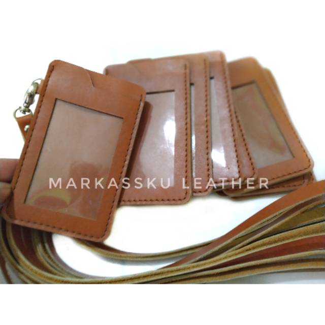

NAME TAG KULIT ID CARD HOLDER KULIT ASLI SAPI FULL UL GANTUNGAN ID CARD BEST SELLER ML01