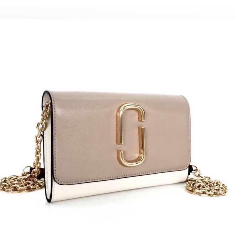 Marc Jacobs Wallet on Chain