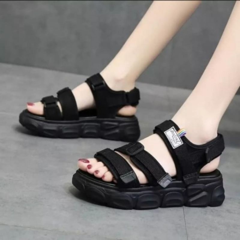 Sandal wanita hitam, putih - Sandal santai - Sandal murah - Sandal anti slip