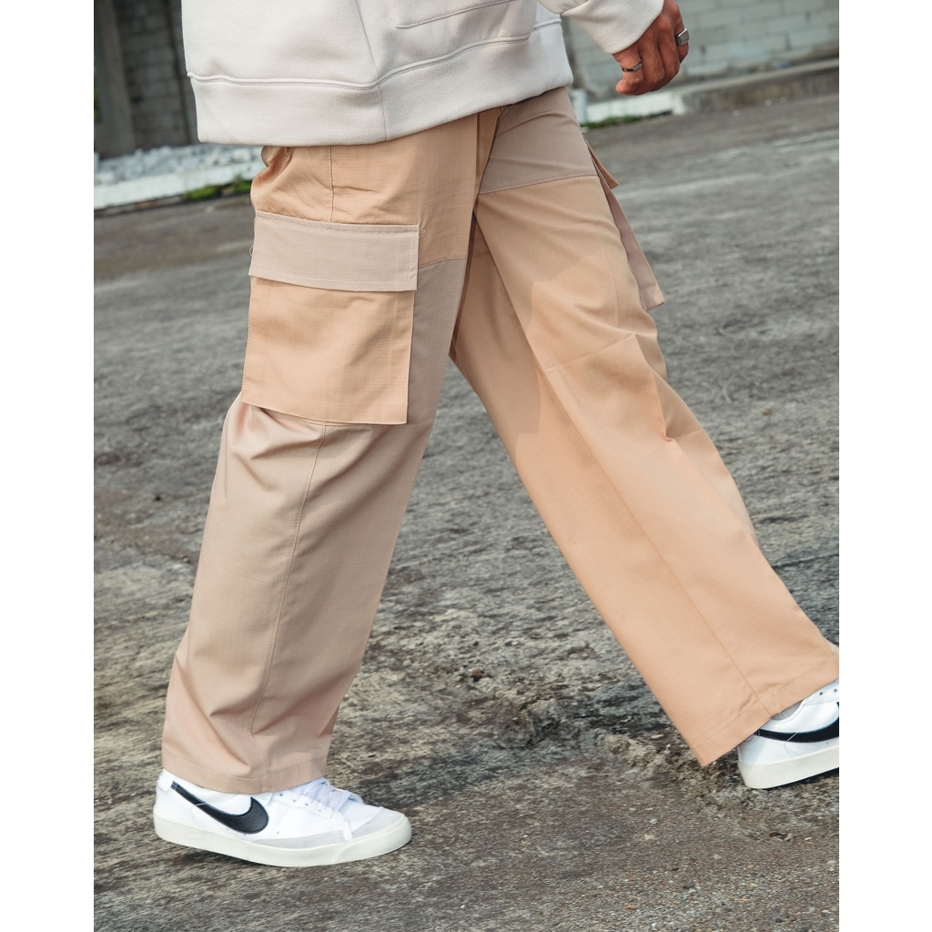 JAVAJONES Cargopants + Belt Bumi | Khakis Cream