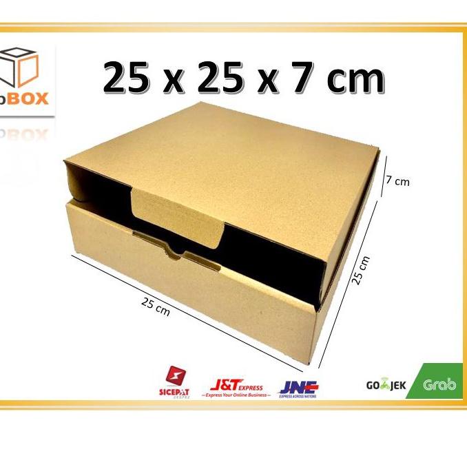 

First Update (10pcs) Kardus 25x25x7cm...Die Cut untuk kotak baju- Aksesoris- dll,