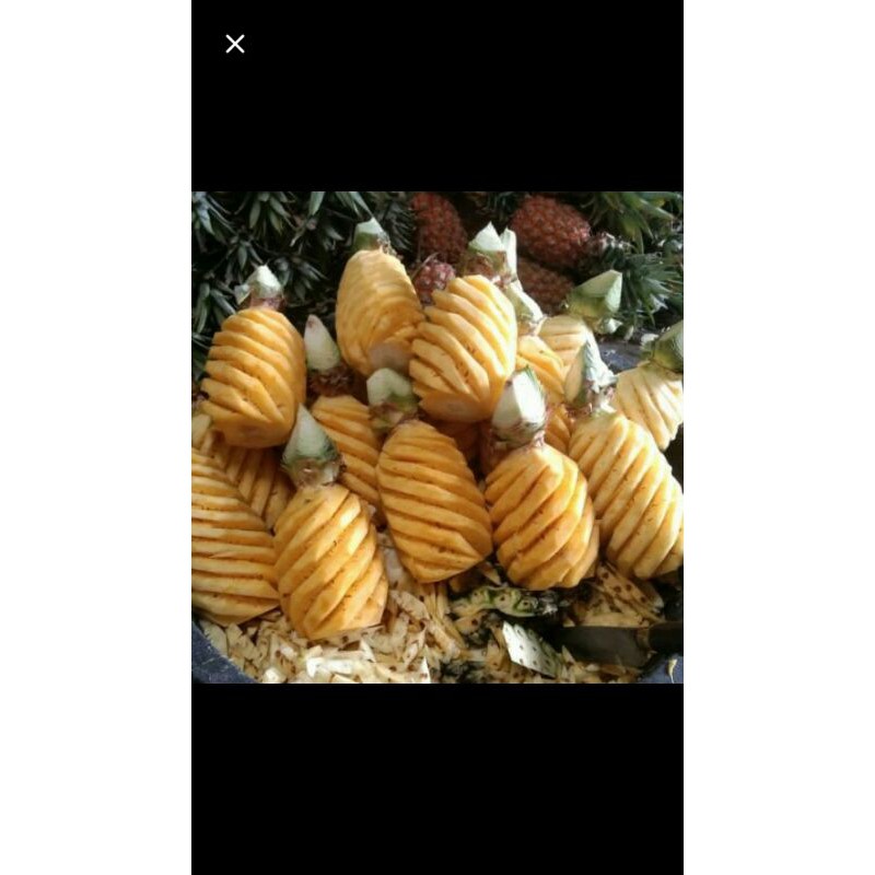 

buah nanas matang kupas satuan utuh