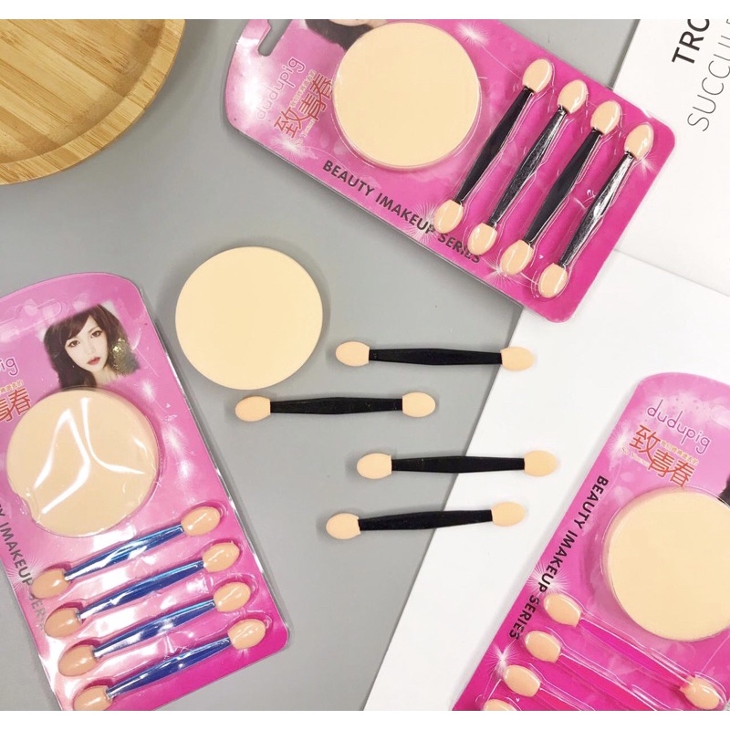 Makeup Brush / Kuas Makeup Eyeshadow 4 + 1 spons Bedak Murah Meriah