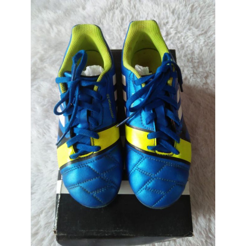 Preloved ori sepatu bola adidas anak size 34