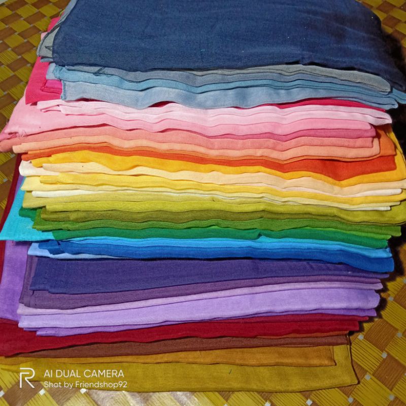Grosir Kerudung Segi Empat Paris 110cm x 110cm