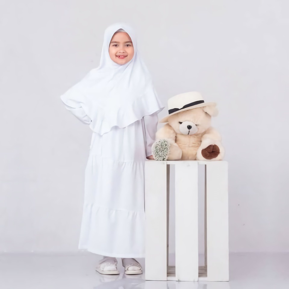 Gamis Manasik Anak Perempuan Gamis Anak Set Jilbab Gamis Putih Polos Gamis Anak Perempuan Kekinian Gamis Anak Simple Gamis Putih Terbaru 2022 Gamis Anak Polos Modern FH18