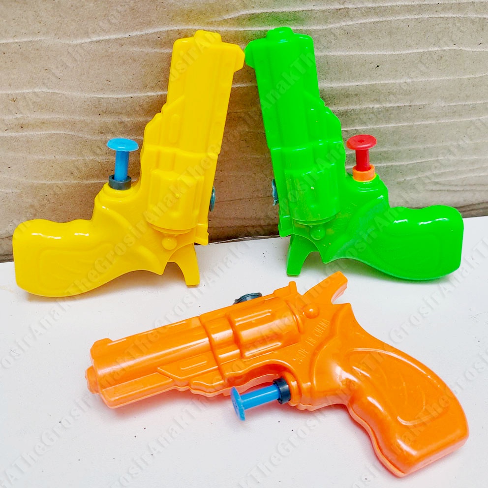 PISTOL AIR PELUIT WARNA RANDOM MAINAN TEMBAK WATER BLASTER