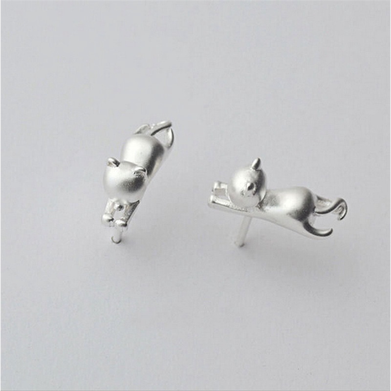 Anting Tusuk Motif Kucing Kecil Lucu Warna Silver Untuk Wanita