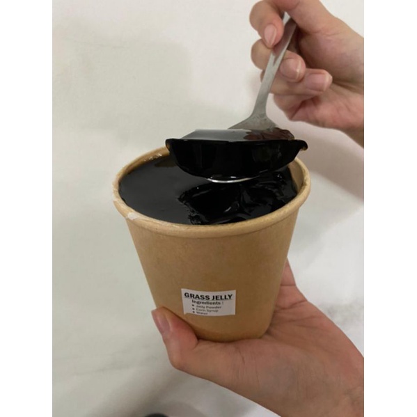 

CINCAU ENAK. MENCEGAH PANAS DALAM. FRESH. CINCAU HITAM ENAK.