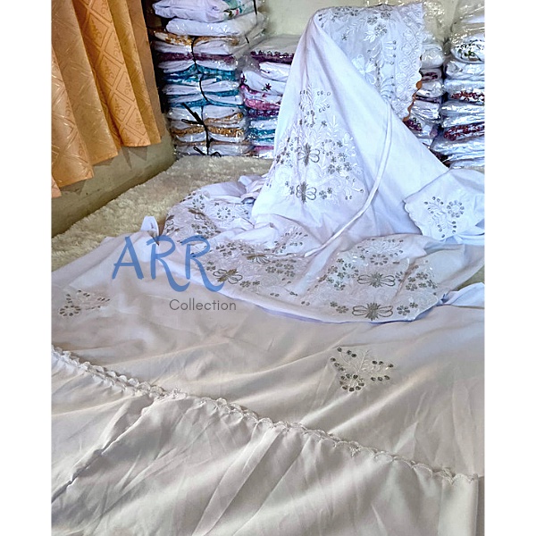 Mukena Terusan Putih Ukuran Dewasa Rayon Katun Polino Lajuran Santri Remaja Pesantren