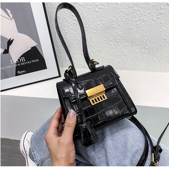 MV_Marvelouz MV601912 tas SELEMPANG Mini Andin Elegant Modis wanita import terbaru 1kg bisa 3 tas supplier tas import LT1912