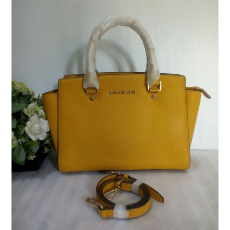 Tas Selempang Michael Kors Preloved Like NEW