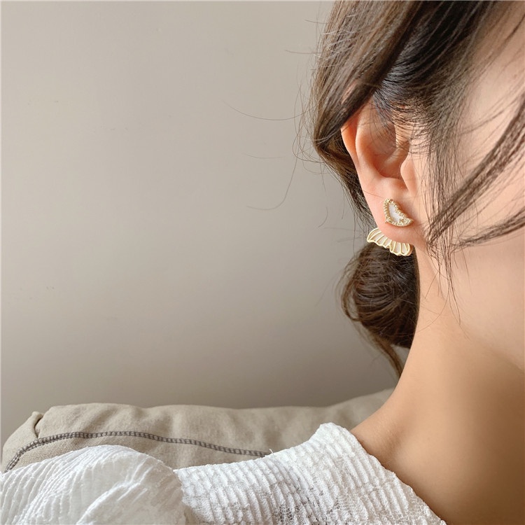 Anting-anting Sayap Kupu-Kupu Berlian Berkilau Aksesoris Telinga Wanita Korea vintage