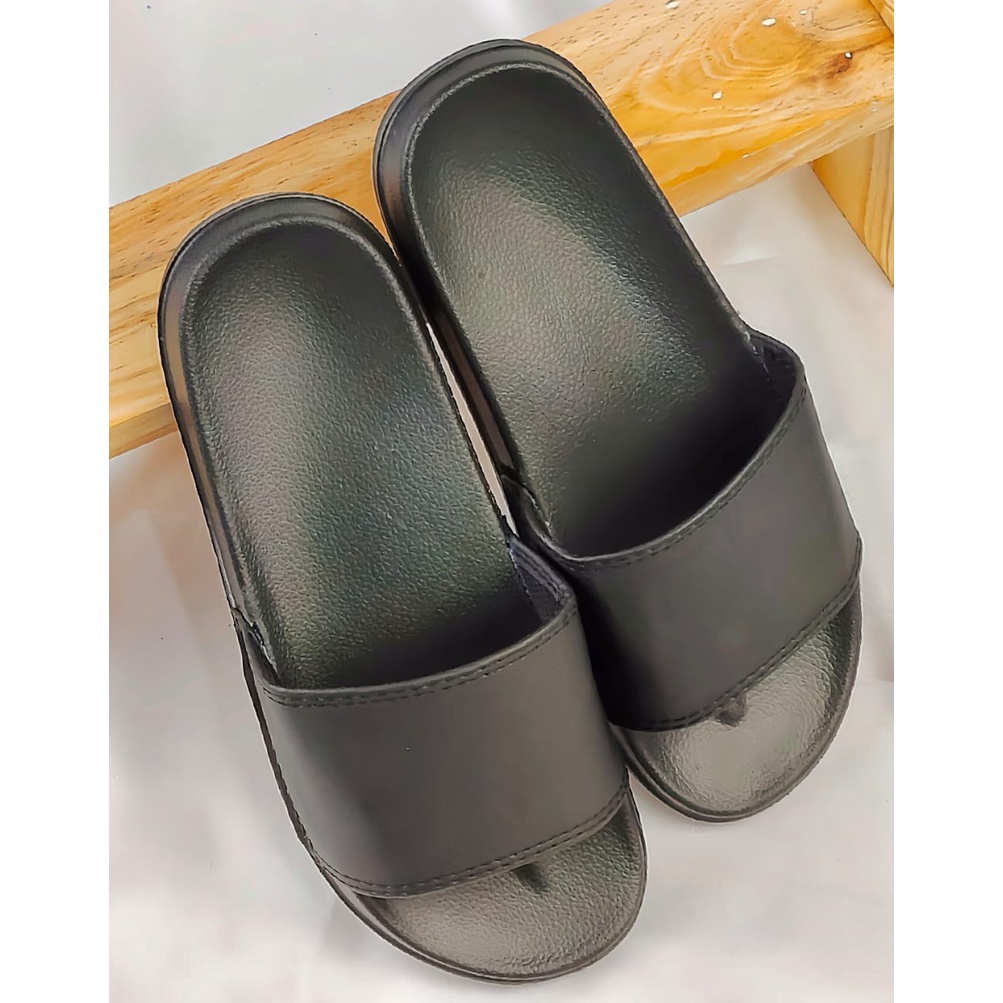 Sandal Slide Selop Karet Pria Thostee Phylon Hitam Polos Aio