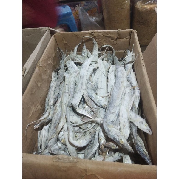 

Ikan Asin Layur Kualitas Kering kemasan 250gram