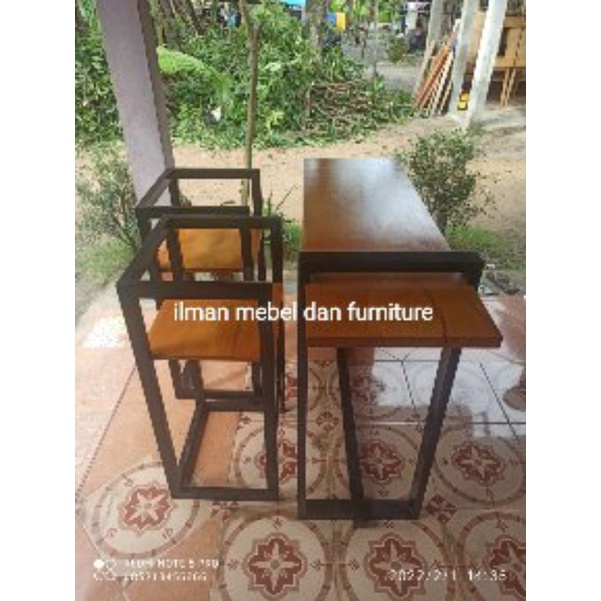 meja makan mini bar minimalis kayu solid satu set(2 kursi)