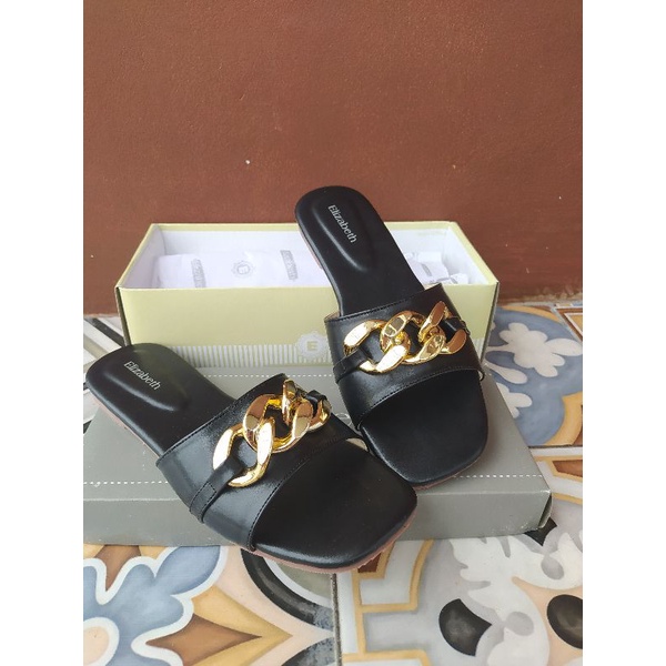 Preloved Flat Sandal Elizabeth size 40