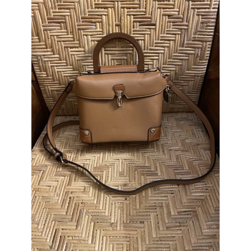 Tas selempang coksu coklat susu