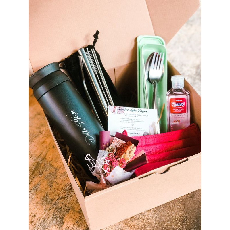 

Paket New Normal Komplit Gift Box