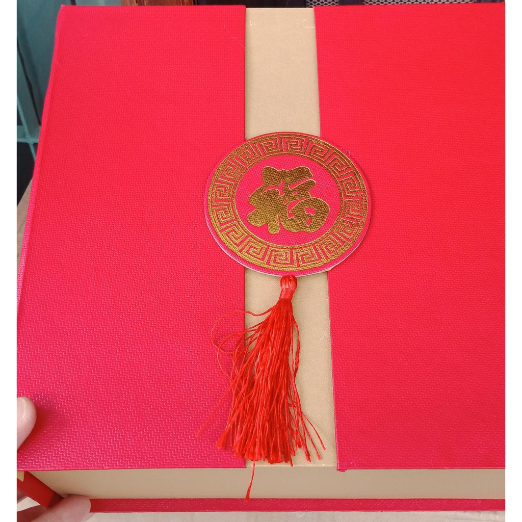 

Box parcel imlek/ box kue kering/ box Chinese New Year/ box hampers