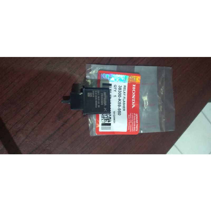 FLASER RELAY LAMPU SEN VARIO 150 HONDA