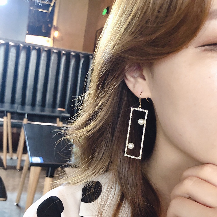 Gaya Korea anggun geometris anting-anting panjang wanita Mutiara Square tetes telinga anting-anting