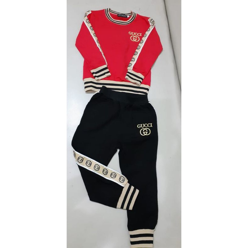 Setelan gucci