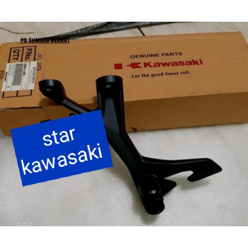 foot step footstep belakang ninja 250 fi new 2018 kiri original