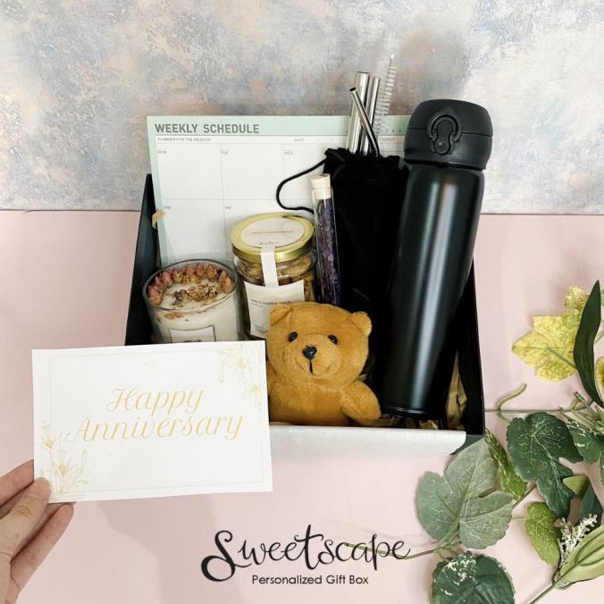 

GIFT BOX PACKAGE 218-PAKET HAMPERS 218 - HADIAH ULANG TAHUN FGBV61352