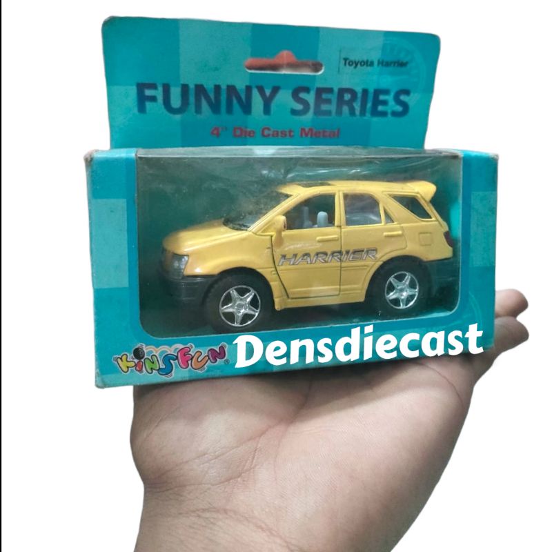 Diecast Miniatur Mobil Toyota Harrier Funny Series Sekala 1:38