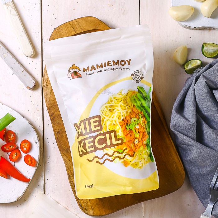 

ds201vvs Mie Frozen Ayam Kecap Mamiemoy - Mie Kecil (Isi 3 Porsi) Ffa2D01A1