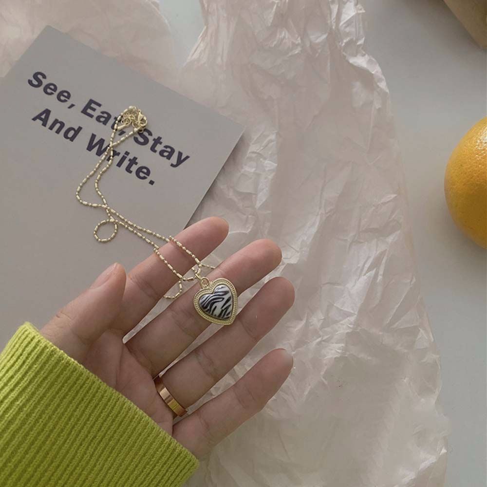 AUGUSTINA Women Girls Clavicle Chains Korean Fashion Jewelry Necklaces Party Gift Minimalism Gold Color Elegant Leopard Temperament Choker