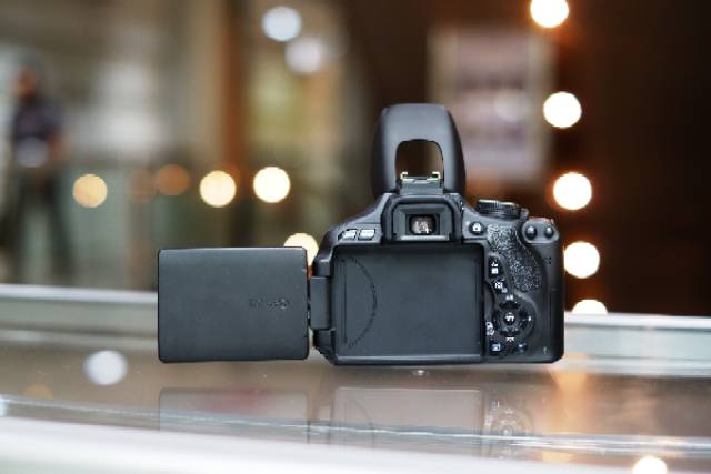 Canon 600D kit 18-55MM Kamera Canon Eos 600d-7