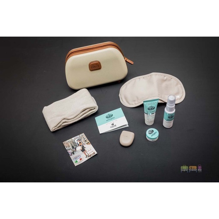 ༺ COD AKTIF ༻ Qatar Airways BUSINESS BRICS MADE IN ITALY WHITE HARD CASE AMENITY KIT