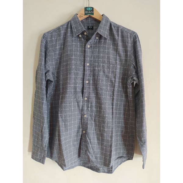 kemeja pria lengan panjang second branded original Brand UNIQLO.