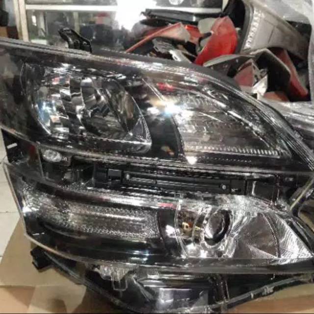 Headlamp toyota vellfire 2012