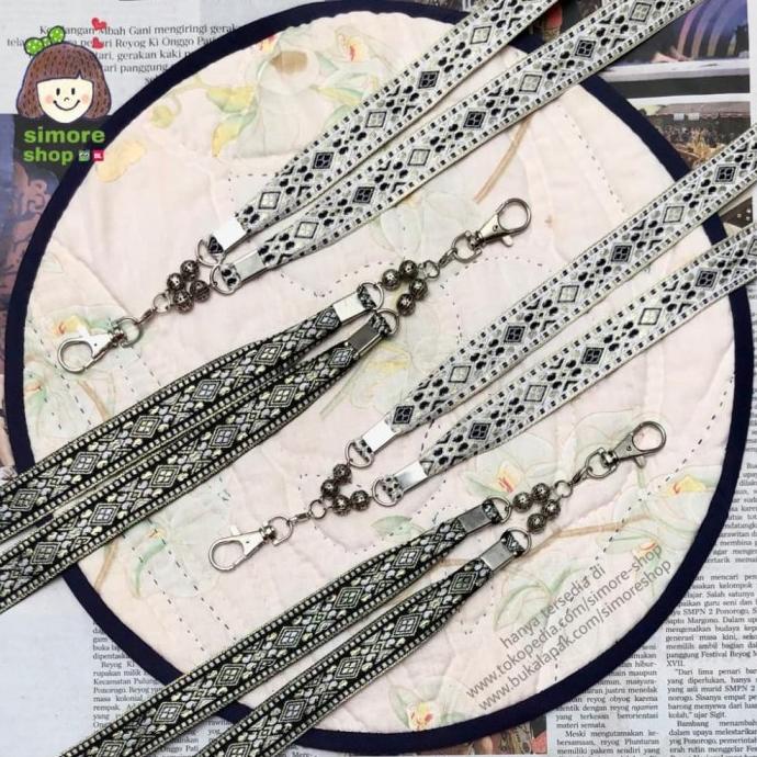 

Tali Id Card Taj Gantungan Name Tag Lanyard Terlaris