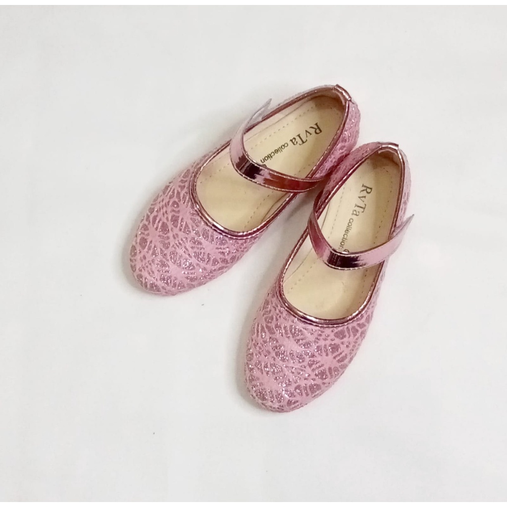 sepatu anak perempuan bahan brukat import