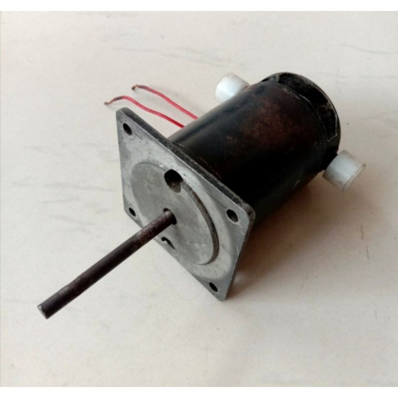 Dinamo DC Motor 220V 2000rpm as panjang