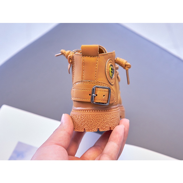 Sepatu Anak Boots Kekinian Variasi Gesper IMP D5G