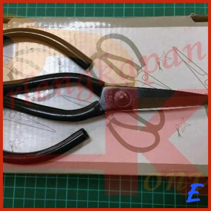 

Gunting Kodok Hitam Heavy Duty Horng 195mm
