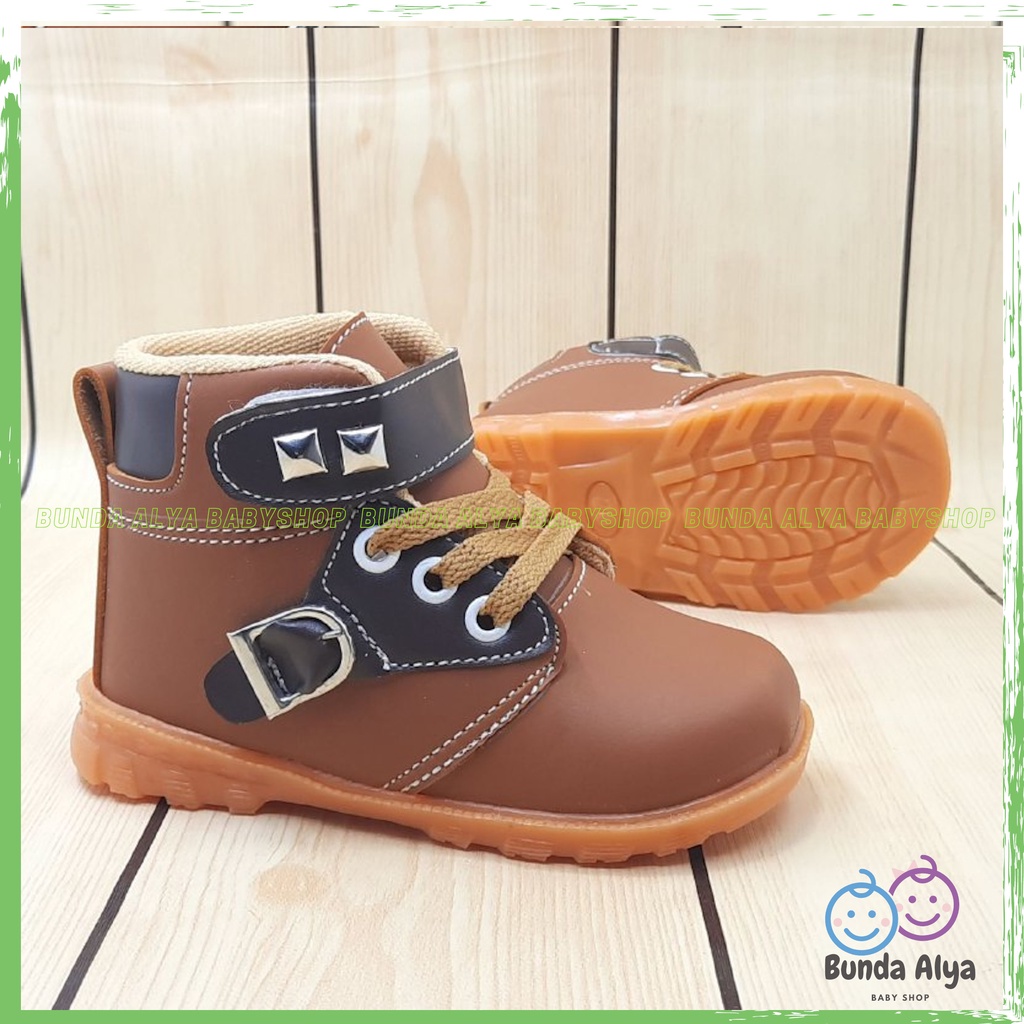 Sepatu Anak Laki Laki Boots Usia 3 4 5 Tahun TAN COKLAT - Sepatu Boots Cowok Model Tali Anti Licin - Sepatu Anak Kekinian