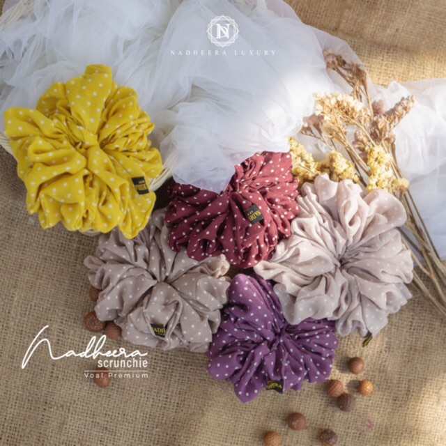 Nadheera Luxury scrunchie // anti pusing konde hijab