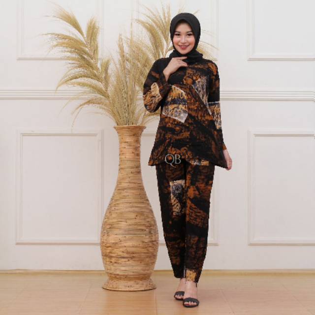 DASTER ATASAN BATIK CAP ABSTRAK MALAM