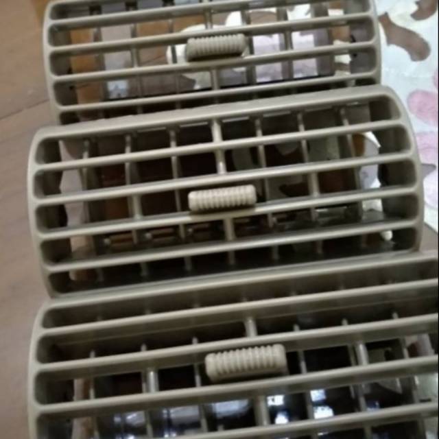 AM - Grill Kisi Kisi AC Double Blower Kijang Kapsul