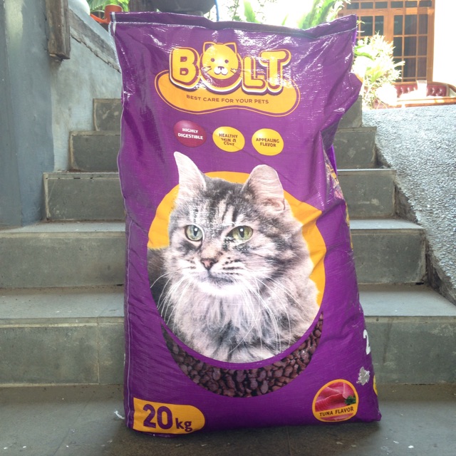 harga makanan kucing bolt 20kg
